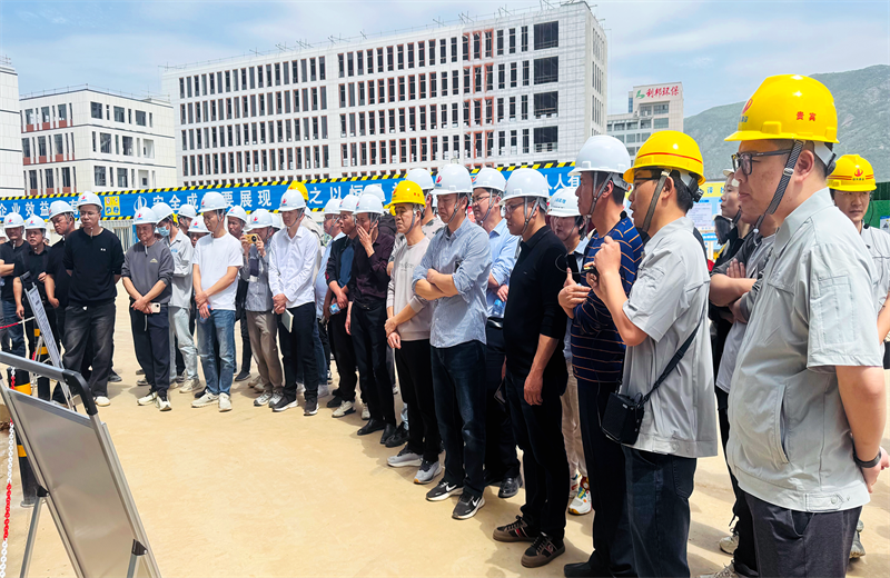 2025年4月17日，由莆田市涵江区住房和城乡建设局主办、9001DCC金沙三建承办的钢筋安装工程质量防控现场交流会在联东U谷·涵江海峡智造产业谷一期成功召开。